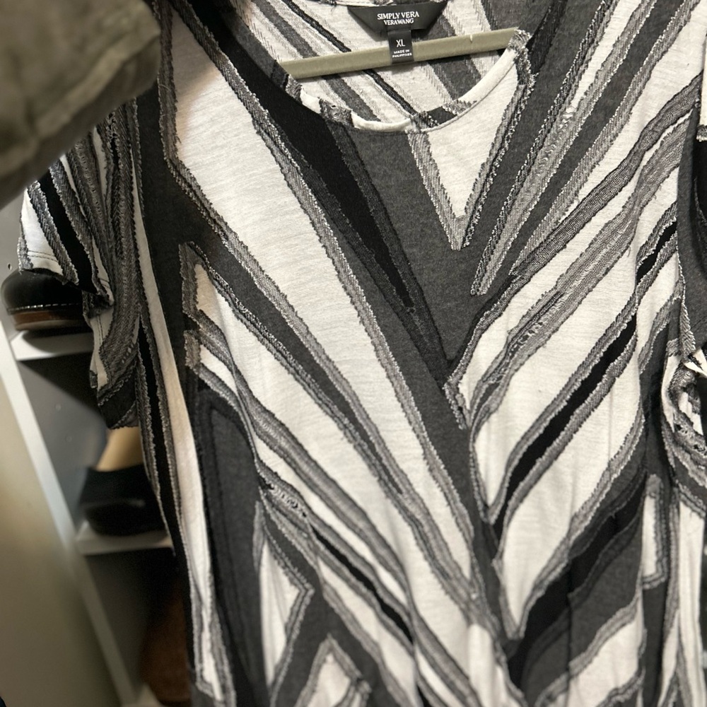 Simply Vera Vera Wang Monochrome Striped Top